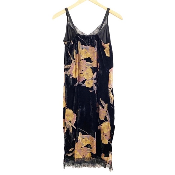 Band of Gypsies Velvet Floral Slip Dress - Picture 8 of 9